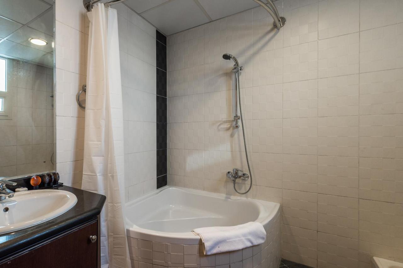 Eden'S Homes & Villas - Kg Tower Dubai Ngoại thất bức ảnh