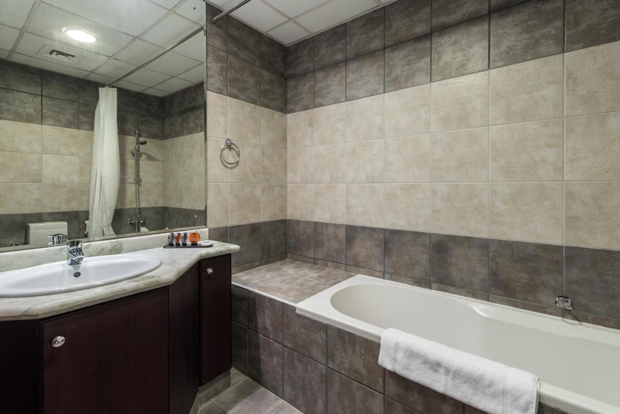 Eden'S Homes & Villas - Kg Tower Dubai Ngoại thất bức ảnh